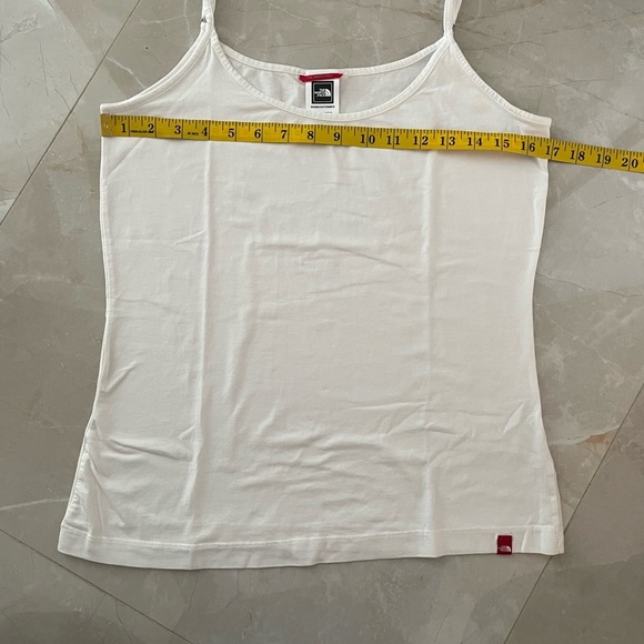 THE NORTH FACE Tank Top Size Medium White Color Adjustable Strap Simple Tank Top - Picture 9 of 10